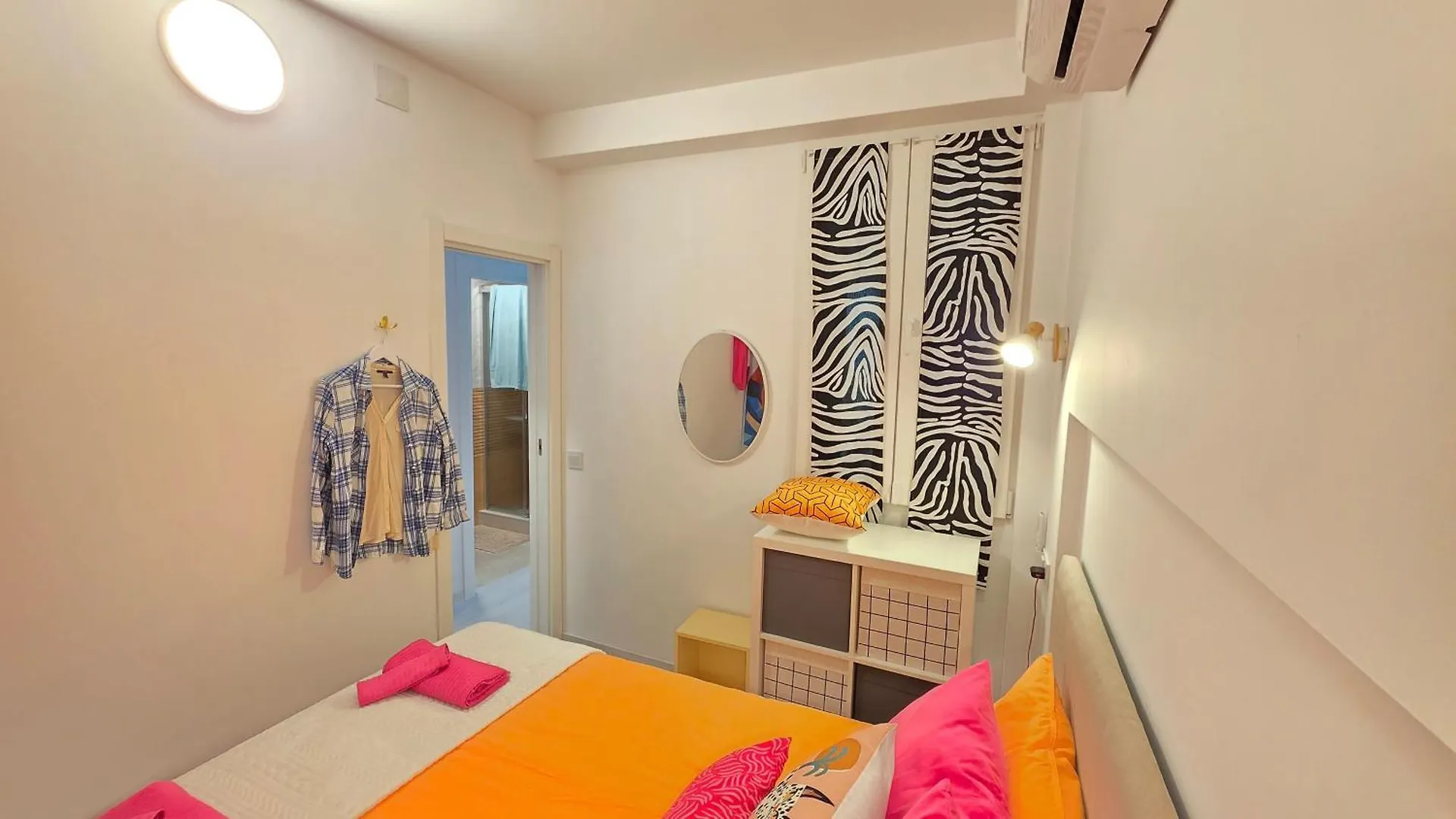Picasso Huelin Malaga 250M From Beach
