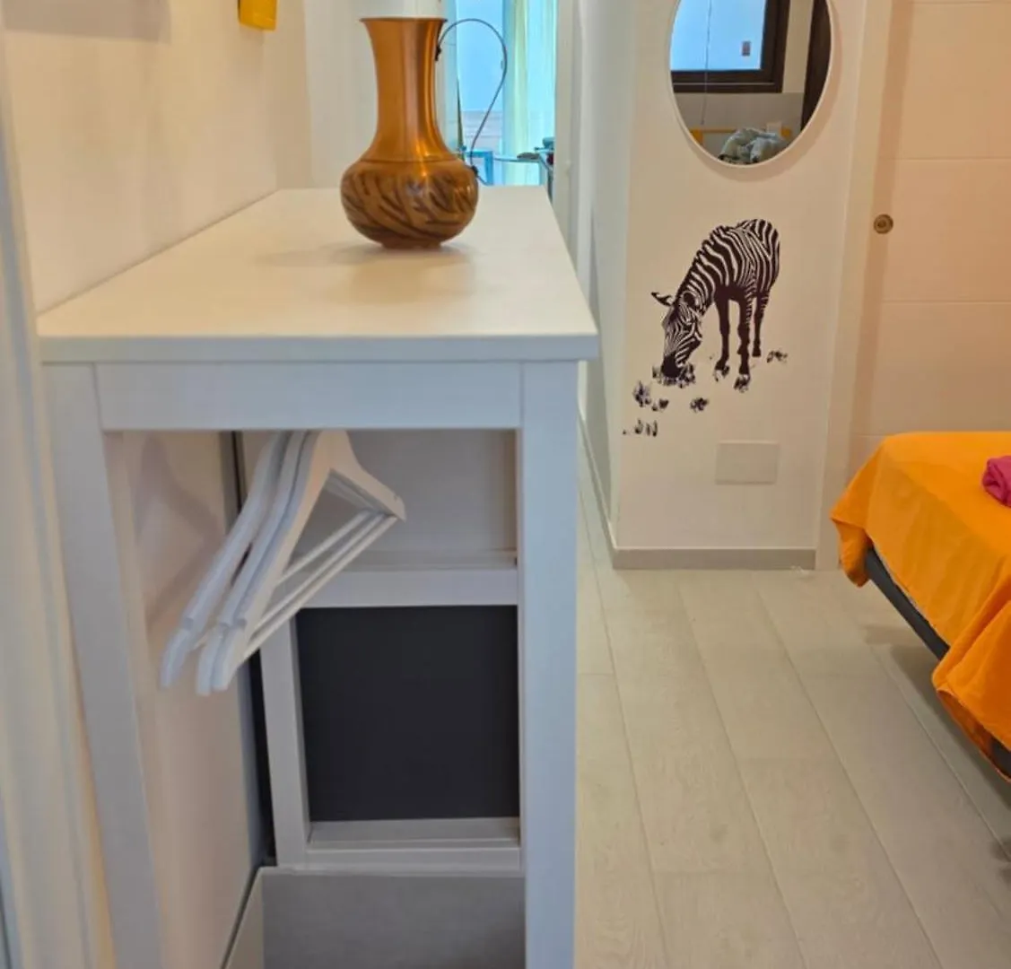 Picasso Huelin Malaga 250M From Beach Apartment