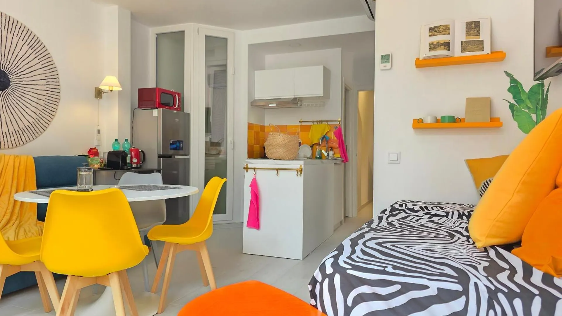 Picasso Huelin Malaga 250M From Beach 0*,